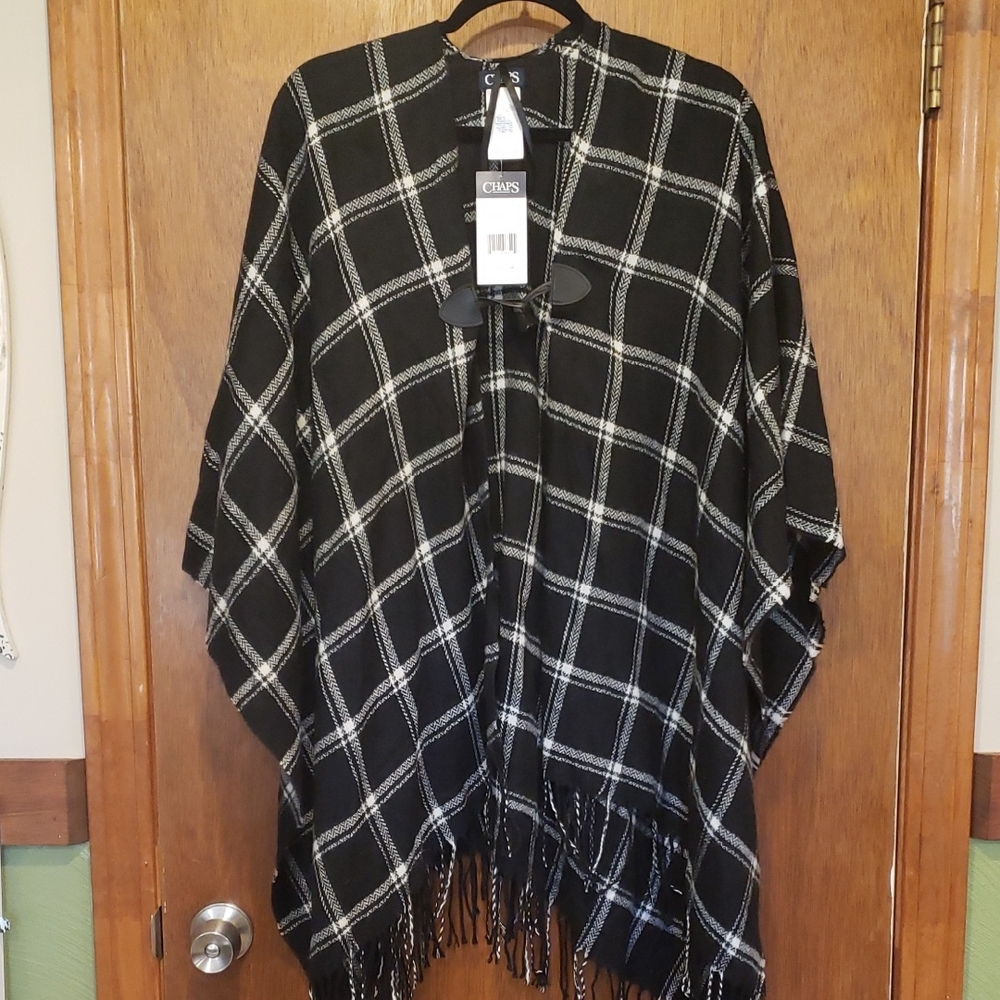 Chaps Black and White Checkered Shall Poncho. NWT